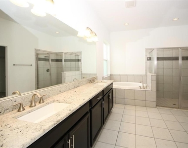 3061 Mela Court - Photo Thumbnail 13