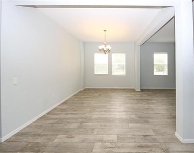 3061 Mela Court - Photo Thumbnail 5
