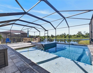 5527 Silver Sun Drive - Photo Thumbnail 9