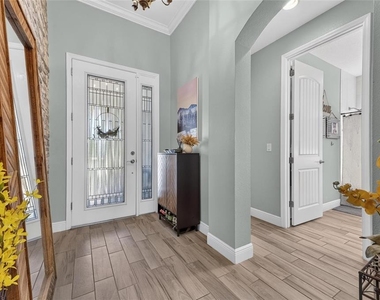 5527 Silver Sun Drive - Photo Thumbnail 11