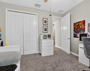 5527 Silver Sun Drive - Photo Thumbnail 20