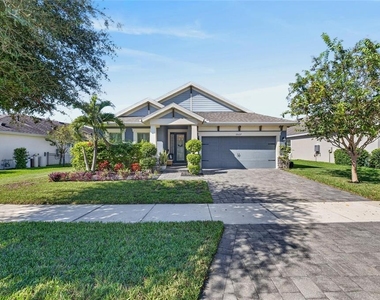 5527 Silver Sun Drive - Photo Thumbnail 1