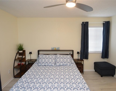 10263 Gandy Boulevard N - Photo Thumbnail 34