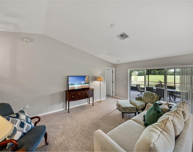 10306 Chatuge Drive - Photo Thumbnail 6