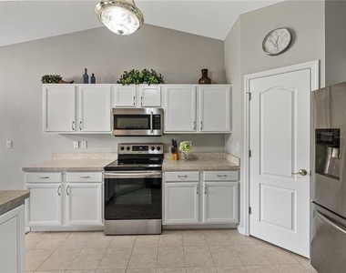 10306 Chatuge Drive - Photo Thumbnail 18