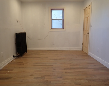 89 Clermont Avenue - Photo Thumbnail 9