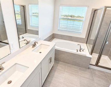 3329 Addison Boulevard - Photo Thumbnail 21
