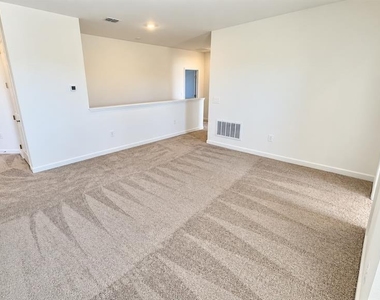 3329 Addison Boulevard - Photo Thumbnail 24