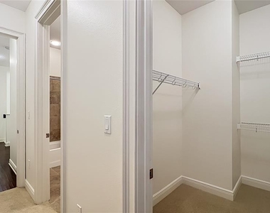98 S Virginia Avenue - Photo Thumbnail 53