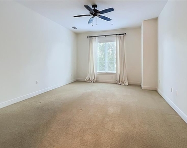 98 S Virginia Avenue - Photo Thumbnail 39