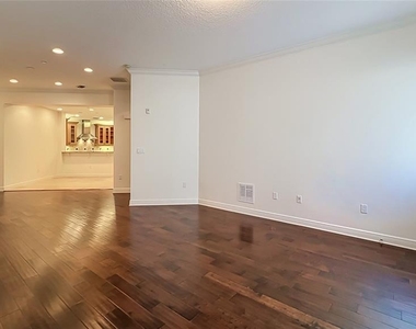 98 S Virginia Avenue - Photo Thumbnail 2