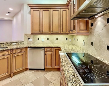 98 S Virginia Avenue - Photo Thumbnail 12