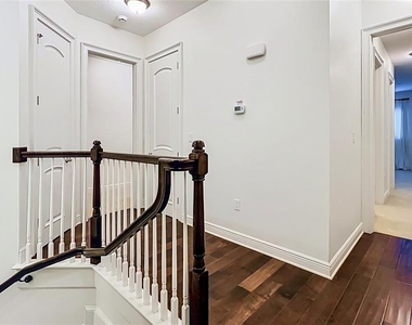 98 S Virginia Avenue - Photo Thumbnail 37
