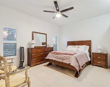 698 Seabrook Court - Photo Thumbnail 39
