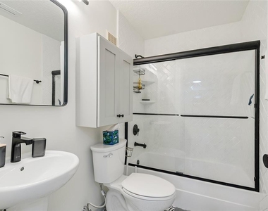 698 Seabrook Court - Photo Thumbnail 31