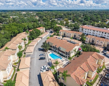 698 Seabrook Court - Photo Thumbnail 12