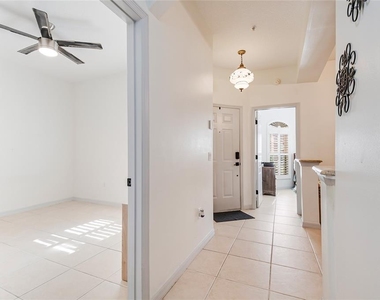 698 Seabrook Court - Photo Thumbnail 27