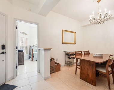 698 Seabrook Court - Photo Thumbnail 23