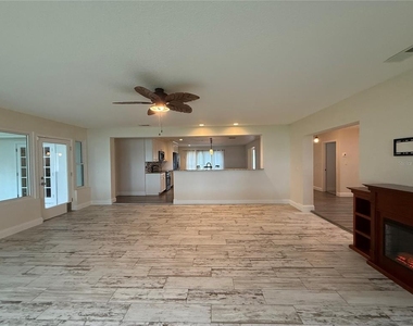 7797 Broken Arrow Trail - Photo Thumbnail 10