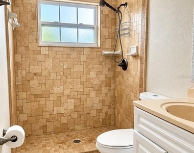 4105 Crossen Drive - Photo Thumbnail 9