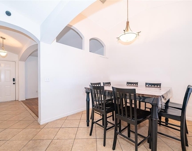 794 Selby Street - Photo Thumbnail 15
