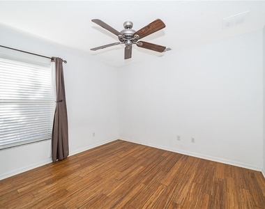 794 Selby Street - Photo Thumbnail 21