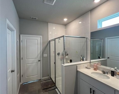 5511 Bungalow Grove Court - Photo Thumbnail 7