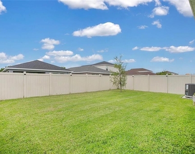 5511 Bungalow Grove Court - Photo Thumbnail 14