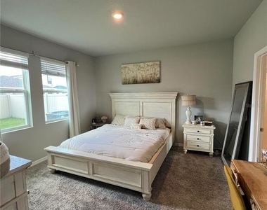 5511 Bungalow Grove Court - Photo Thumbnail 6