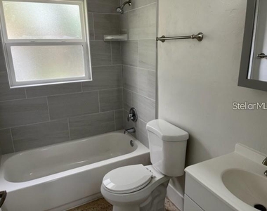 925 Ne 20th Avenue - Photo Thumbnail 6