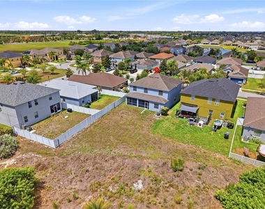 909 Meadow Glade Drive - Photo Thumbnail 56
