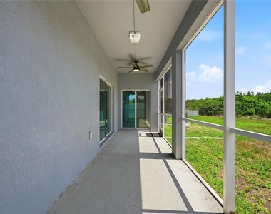 909 Meadow Glade Drive - Photo Thumbnail 21