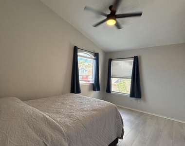 6408 Franklin Gate Drive - Photo Thumbnail 20