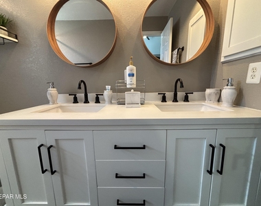 6408 Franklin Gate Drive - Photo Thumbnail 17