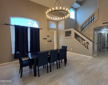 6408 Franklin Gate Drive - Photo Thumbnail 2