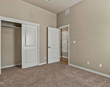 3622 Grand Bahamas Drive - Photo Thumbnail 7