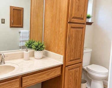 11654 Bob Mitchell Drive - Photo Thumbnail 10