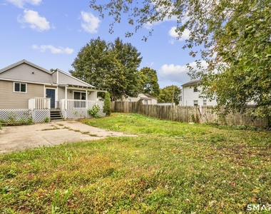 48 Bowen Street - Photo Thumbnail 30