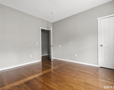 48 Bowen Street - Photo Thumbnail 19