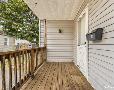 48 Bowen Street - Photo Thumbnail 2