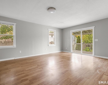 48 Bowen Street - Photo Thumbnail 23