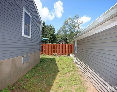 43 Treadwell Street - Photo Thumbnail 33