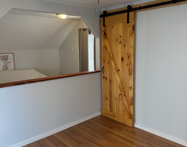 85 Maple Street - Photo Thumbnail 9