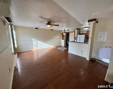 128 North Street - Photo Thumbnail 3