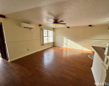 128 North Street - Photo Thumbnail 4
