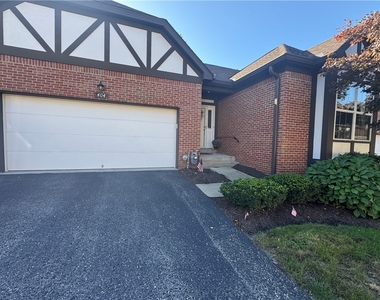 404 Kingsberry Cir - Photo Thumbnail 1