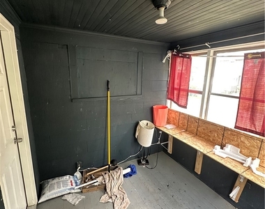45 Mohawk Unit 1 Street - Photo Thumbnail 4