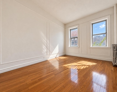10 Park Terrace East - Photo Thumbnail 6