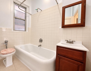 10 Park Terrace East - Photo Thumbnail 9