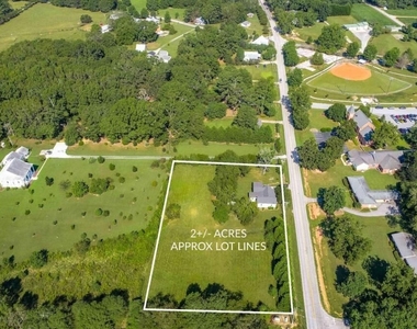 5740 Bostwick Highway - Photo Thumbnail 3